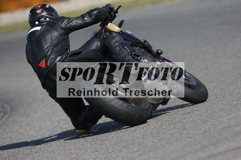 /Archiv-2023/75 29.09.2023 Speer Racing ADR/Gruppe gelb/backside